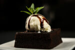 brownie-chocolate-ice-cream-mint-sugar-powder-side-view